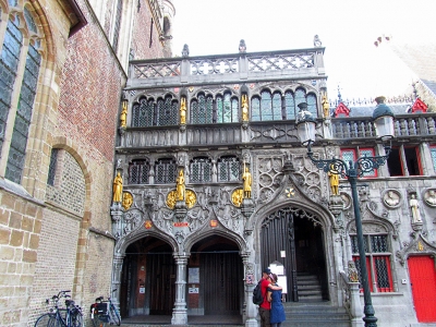 Базилика Святой Крови в Брюгге