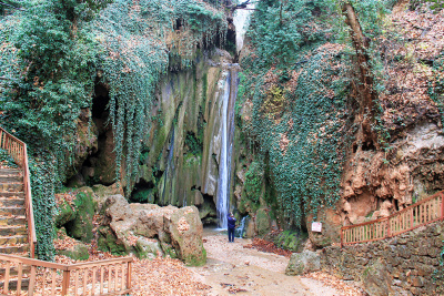 Водопад Karahayit Aglayan Kaya
