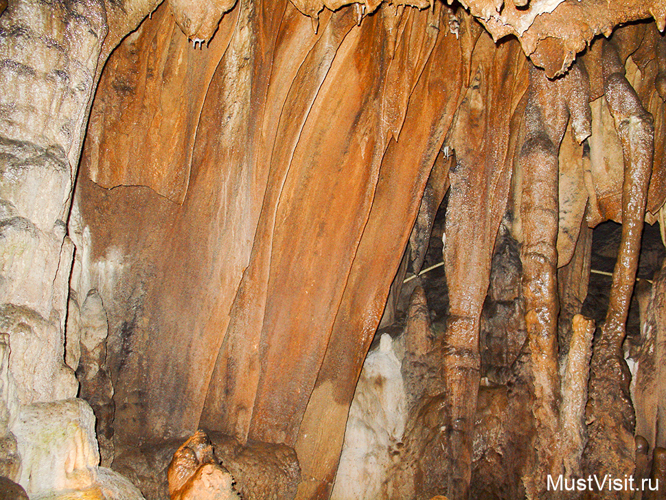 Пещера в Яншо