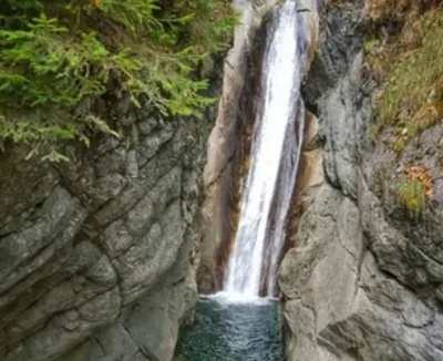 Водопад Татцельвурм