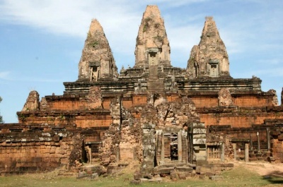 Храм Восточный Мебон в Ангкоре