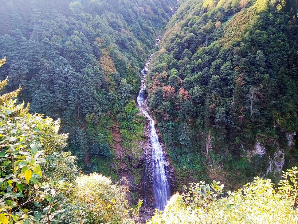 Водопад Гелин Тулу