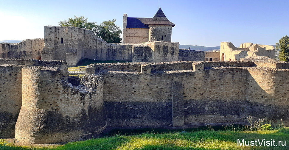 Тронная крепость в Сучаве