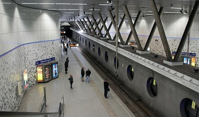 Станция метро Площадь Вильгельмины в Роттердаме