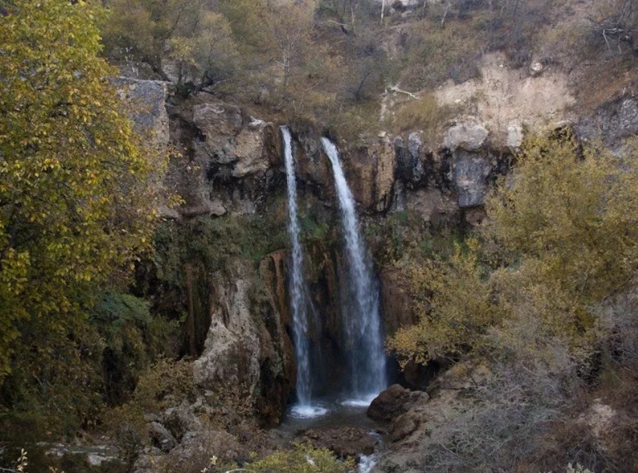 Водопады Арсланбоб (Большой и Малый)