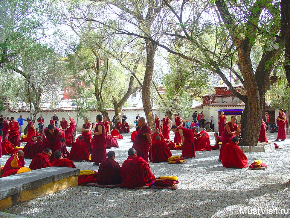 Тибетский монастырь Сера