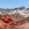 Разноцветные скалы острова Ормуз (Хормоз)