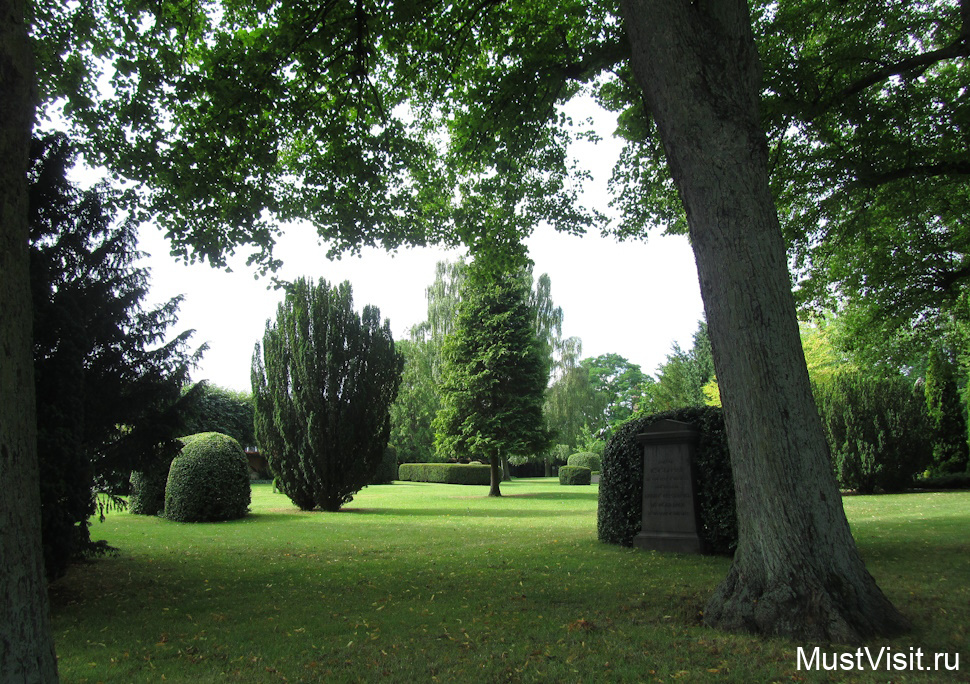 Город Роскилле, старинное кладбище Грейфрайарз (Greyfriars Cemetery).