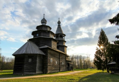 Ярусная церковь Николы в селе Витославицы