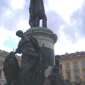Королевская площадь в Реймсе, памятник королю Франции Людовику XV. Фрагмент памятника - Закон преобладающий над Силой.