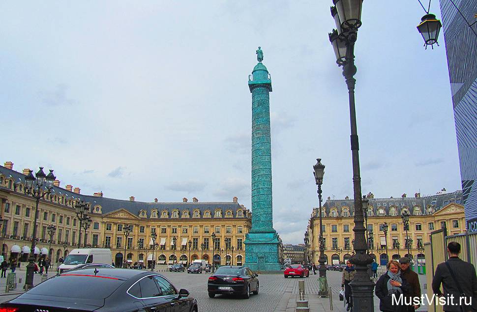 Вандомская площадь в Париже