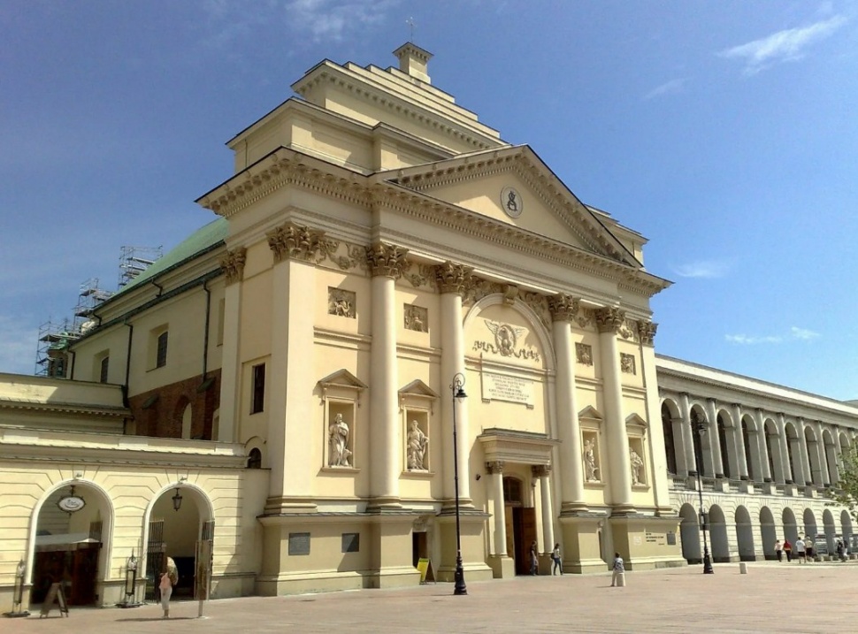 Костел Святой Анны в Варшаве