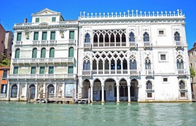 Дворец К' Д' Оро в Венеции