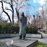 Город Ереван, скульптура американского писателя армянского происхождения Уильяма Сарояна.