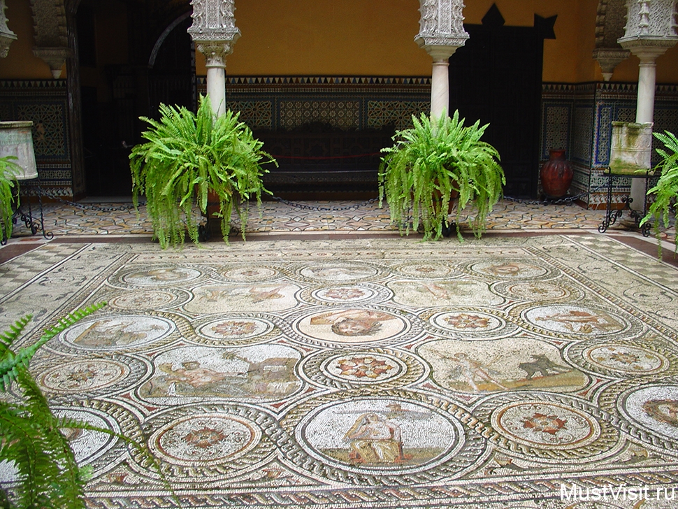 Мозаики дворца графини Лебриха в Севилье