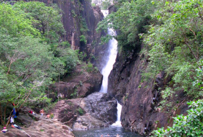 Водопад Khlong Phlu Waterfall