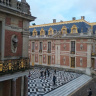 Фрагмент королевского дворца и Мраморного двора в Версале