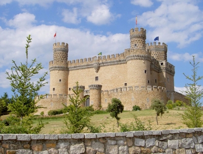 Замок Мансарес эль Риаль
