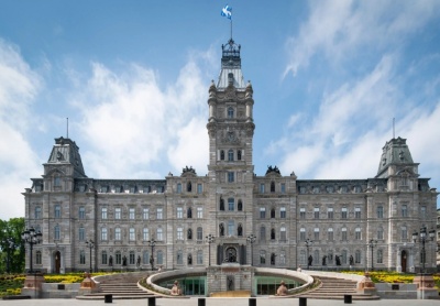 Парламент Квебека