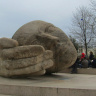 Скульптурная композиция "Слух" в квартале Ле-Аль