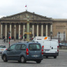 Город Париж, Бурбонский дворец на левом берегу Сены