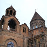 Монастырь  Эчмиадзин, фрагмент кафедрального собора, внешний декор.