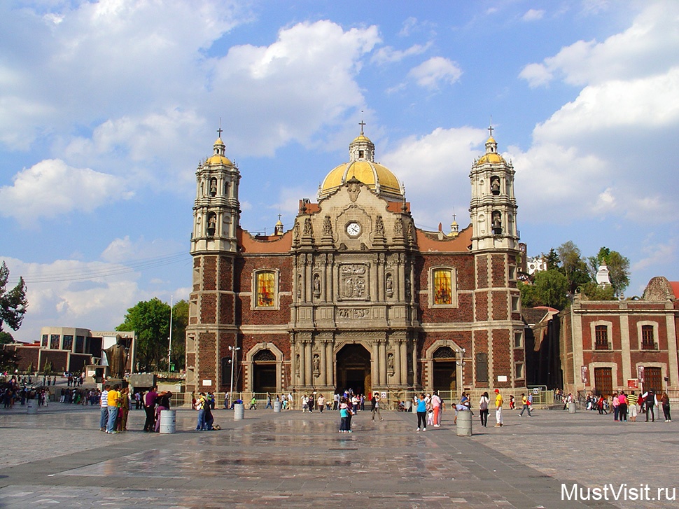 Комплекс Базилика Девы Марии Гваделупской в Мехико
