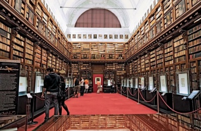 Библиотека и пинакотека Амброзиана в Милане