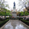 Памятник испанскому художнику Бартоломео Эстебану Мурильо