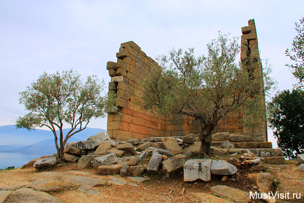 Древний город Гераклея на Латмосе