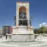 Монумент «Республика» на площади Таксим