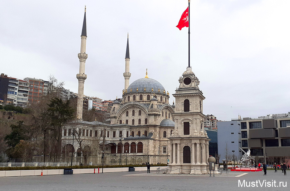 Мечеть Нусретие Топхане в Стамбуле