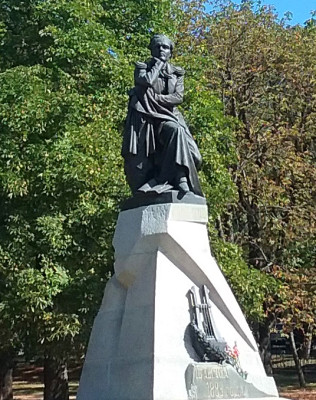 Памятник М. Ю. Лермонтову в Пятигорске