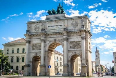 Триумфальная арка Победы в Мюнхене