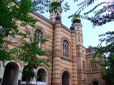 Большая синагога на Дохани