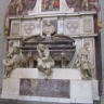 Базилика Санта-Кроче во Флоренции,  надгробие Микеланджело