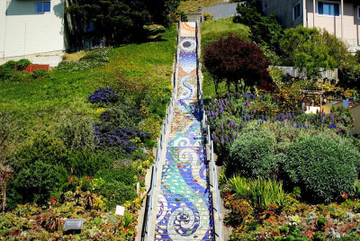 Мозаичная лестница в Сан-Франциско