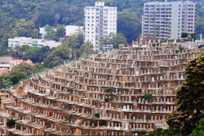 Террасное кладбище в Гонконге