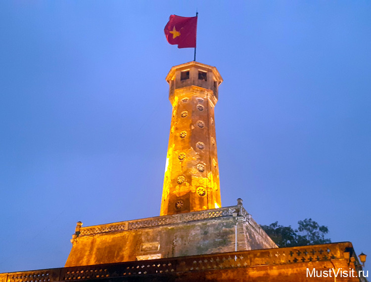 Флаговая башня в Ханое
