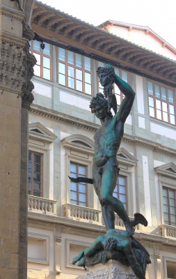 Скульптура Персея во Флоренции
