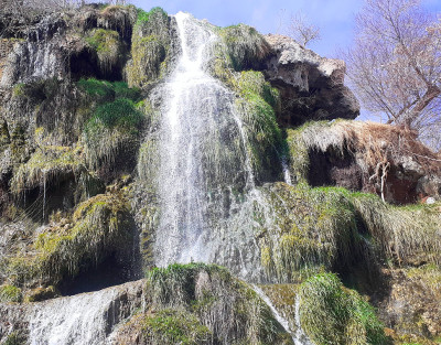 Водопад Niasar
