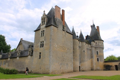 Замок Фужер-сюр-Бьевр