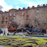 Сад скульптур у подножия Большого каскада в Ереване. Скульптурная композиция "Прыжок"