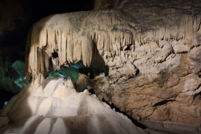 Лазарева пещера