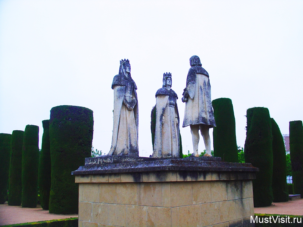 Памятник встрече Христофора Колумба с Католическими королями Фердинандом и Изабеллой