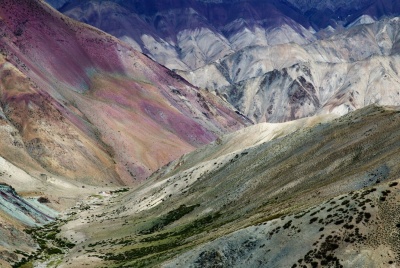 Цветные горы Ладакха Индия