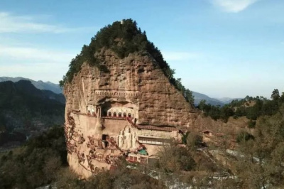 Буддийский пещерный монастырь- Пещеры Майцзишань