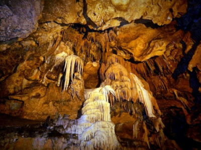 Пещера Боговинска