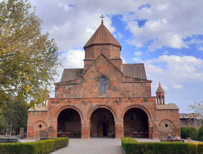 Церковь Святой Гаянэ в городе Вагаршапат