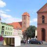 Площадь Нового рынка, на заднем плане - башня костела Св. Иакова